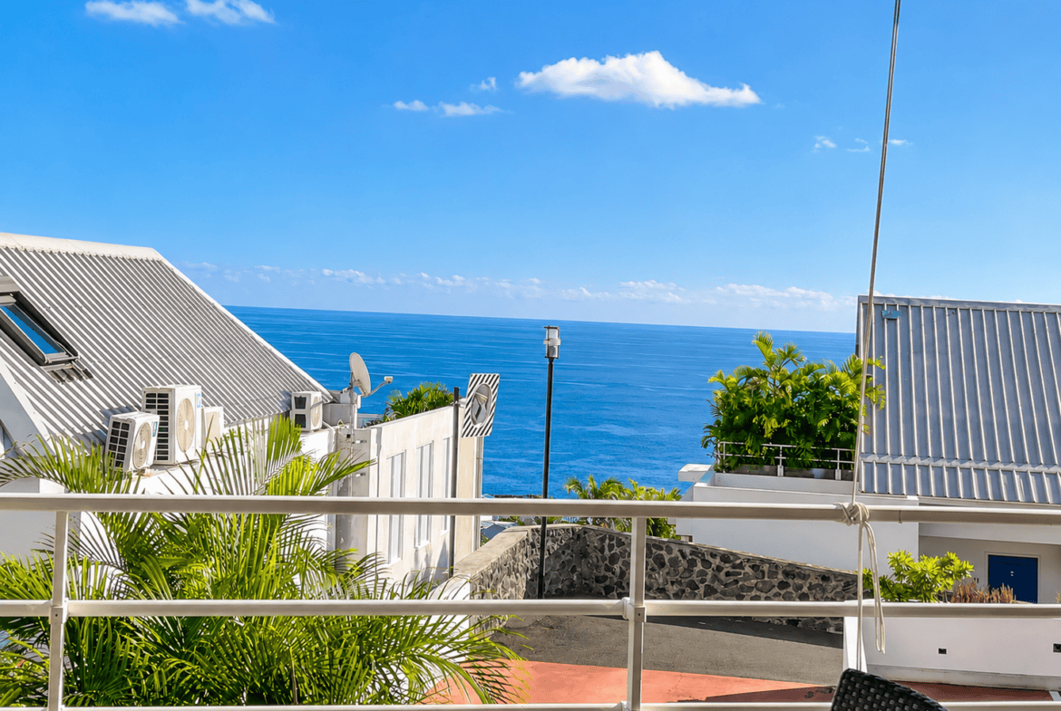 SAINT-GILLES-LES-BAINS – Deux pièces avec Terrasse – Résidence de Standing
