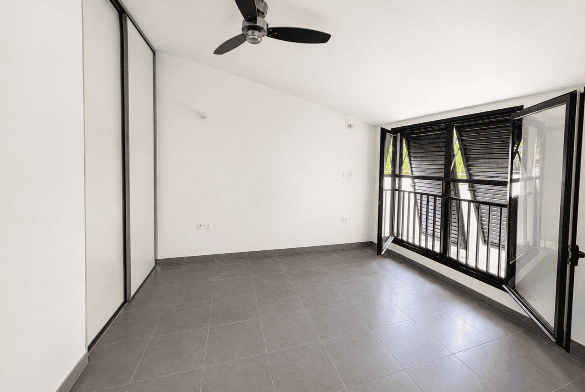 Appartement 2 pièces vue mer – Bellepierre 