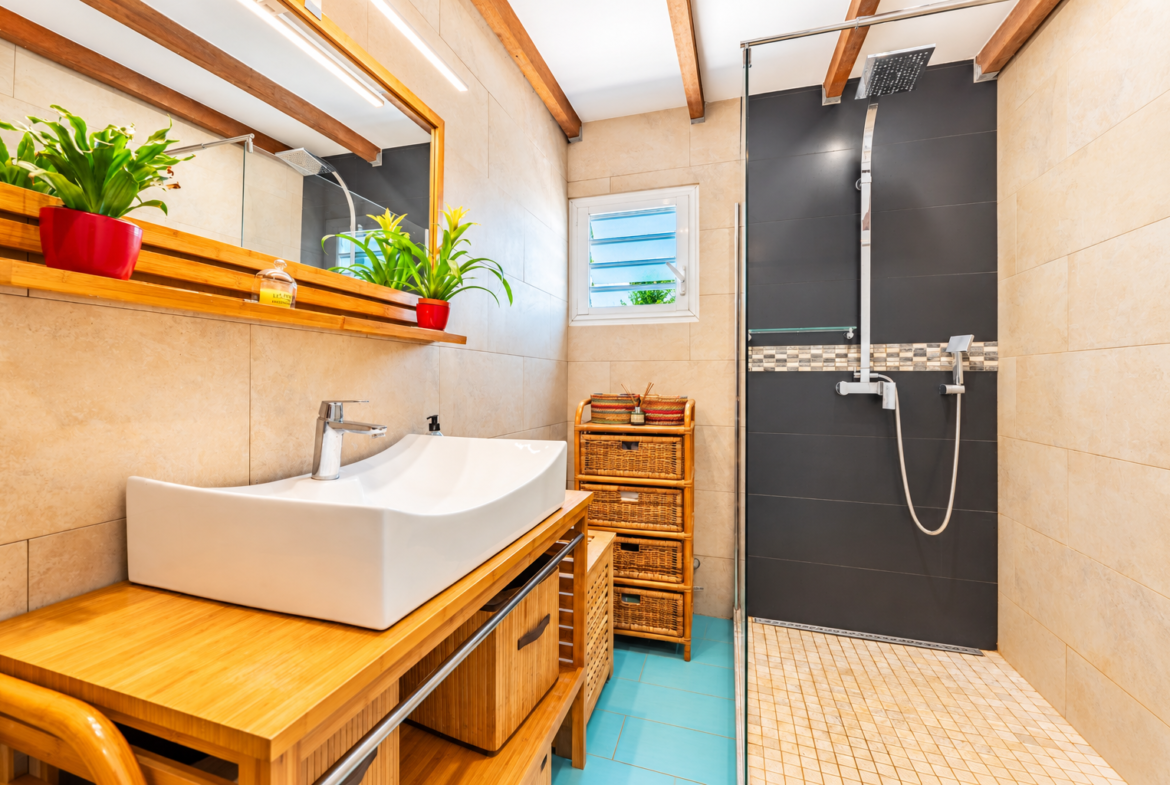 Villa familiale 5 pieces – Etang salé les bains
